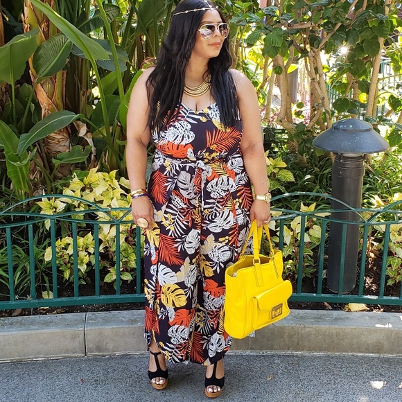 TROPICAL FLORAL JUMPSUIT - Picture 2 of 4